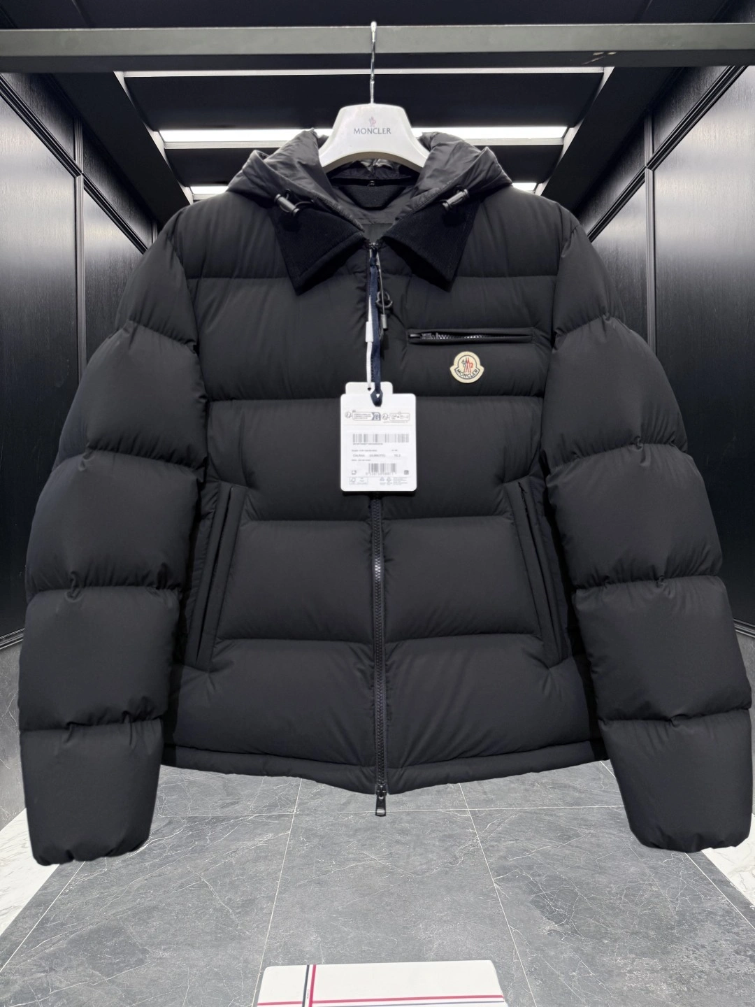 wg.luxury-- 7o9385r Down jacket Nylon laqué item: E-F501J1503H